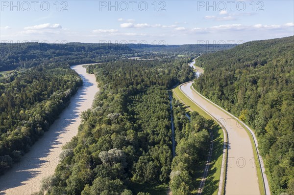 Isar and Isarwerkkanal at high water