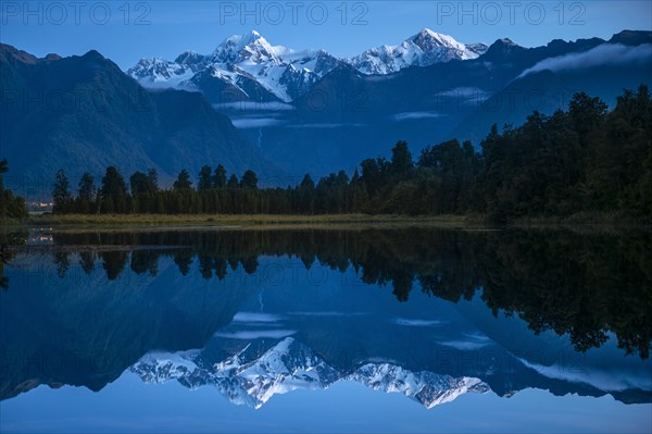 Morning view of Mount Cook and Mount Tasman