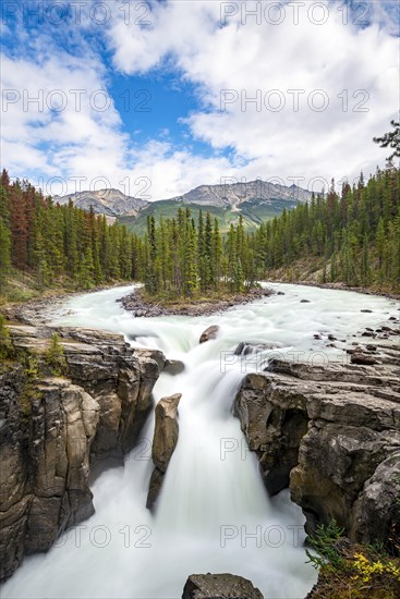 Waterfall Sunwapta Falls