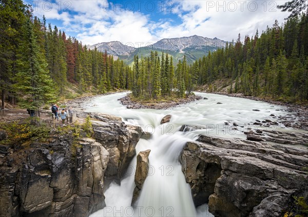 Waterfall Sunwapta Falls