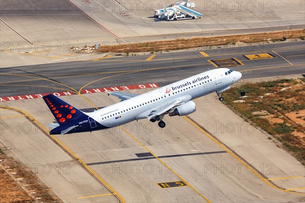 A Brussels Airlines Airbus A320 with the registration OO-TCH takes off from Palma de Majorca Airport