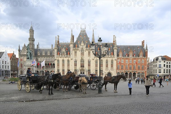 Market with neo-gothic Provinciaal Palace Provinciaal Hof