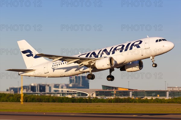 A Finnair Airbus A320 with the registration OH-LXL takes off from Helsinki Airport