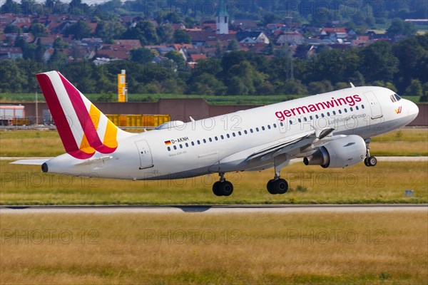 A Germanwings Airbus A319 with registration D-AKNH lands at Stuttgart Airport