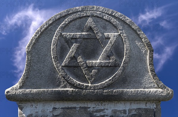 Relief of a Star of David on a Jewish gravestone