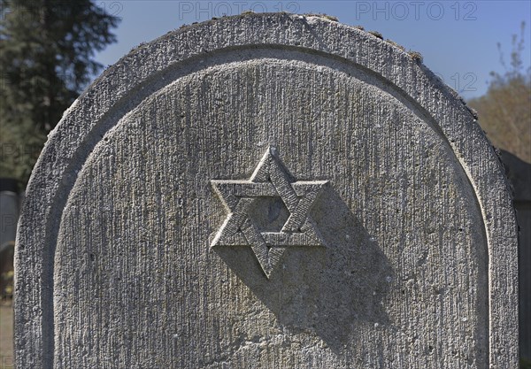 Relief of a Star of David on a Jewish gravestone