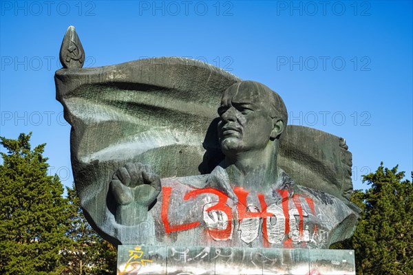 Ernst Thaelmann Monument