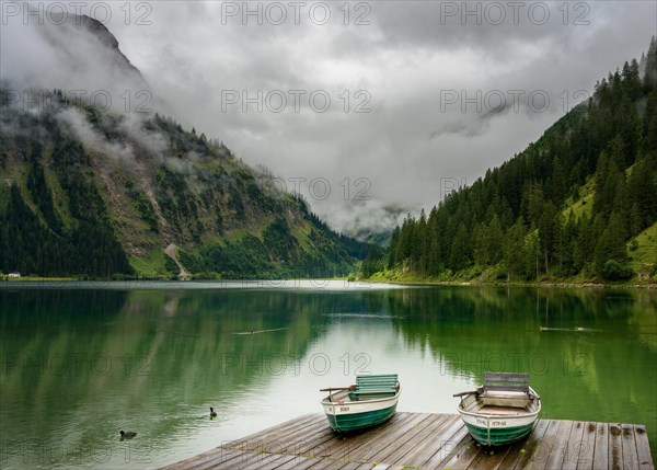 Rain clouds at the Vilsalpsee in Tyrol