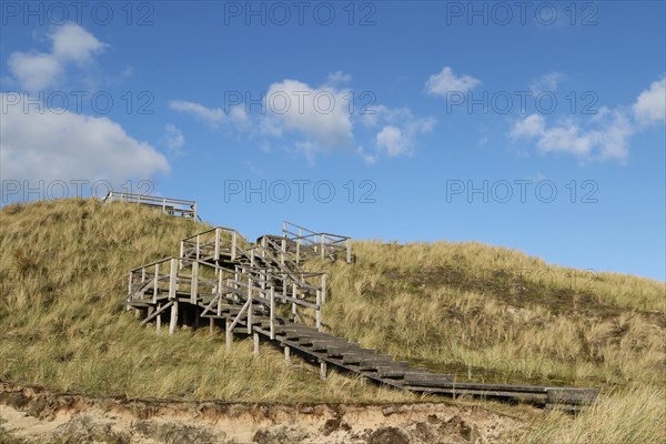 Wooden plank path to the lookout point Aussichtsduene