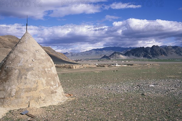 Cemetery near Bayan Olgii