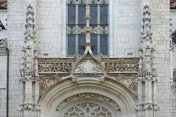 Tympanum side portal