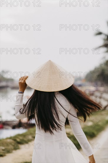 Vietnamese woman in Hoi An