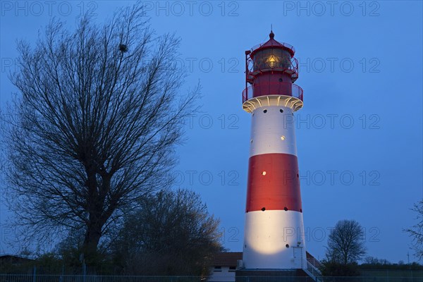 Lighthouse at dusk