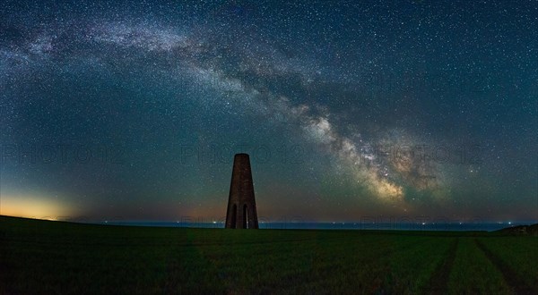 Milky Way over The Daymark