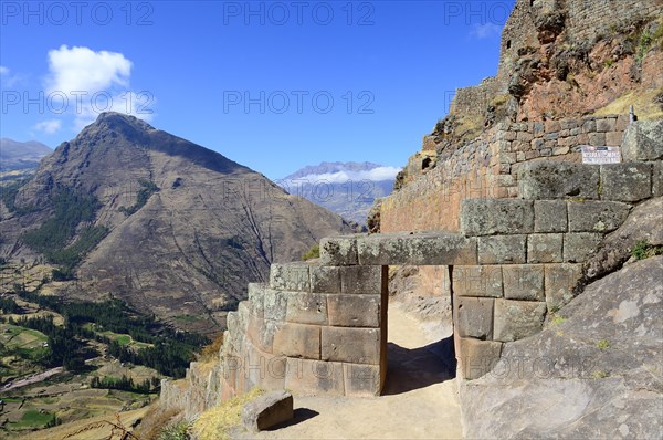 Gate to the Inca ruins