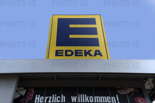 Edeka logo symbol sign supermarket