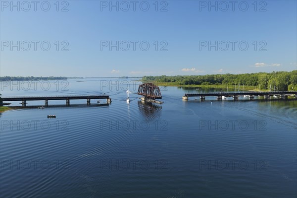 Railway bridge over the Richelieu River
