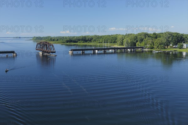 Railway bridge over the Richelieu River