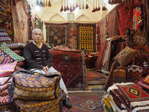 Carpet seller in Vakil Bazaar