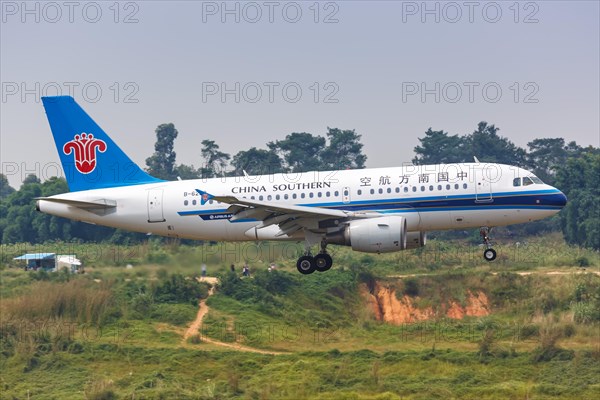 An Airbus A319 aircraft of China Southern Airlines with registration number B-6203 at Chengdu airport