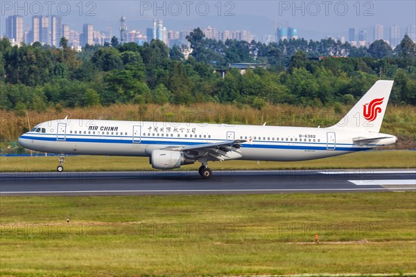 An Air China Airbus A321 aircraft with registration number B-6382 at Chengdu Airport