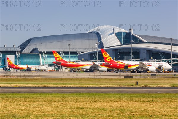 Hainan Airlines aircraft at Guangzhou airport