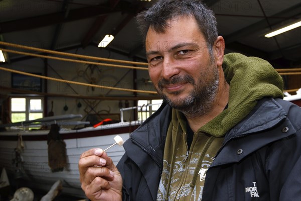 Man costs Greenland shark