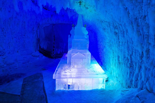 Colourful ice sculptures in the Permafrost kingdom