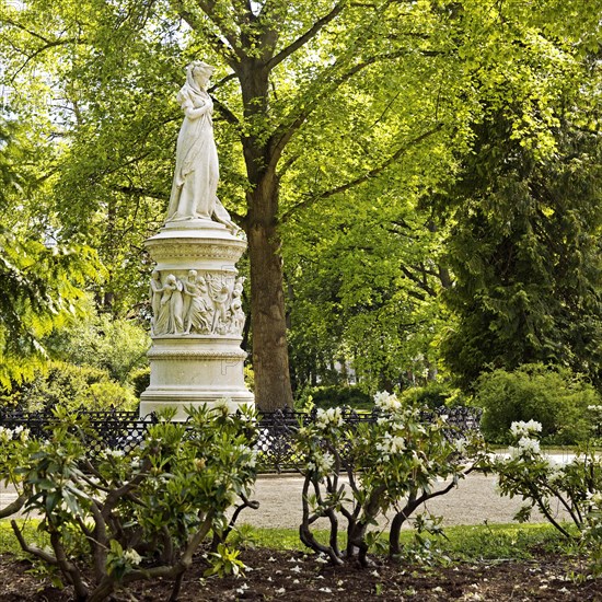 Queen Luise Monument in Tiergarten