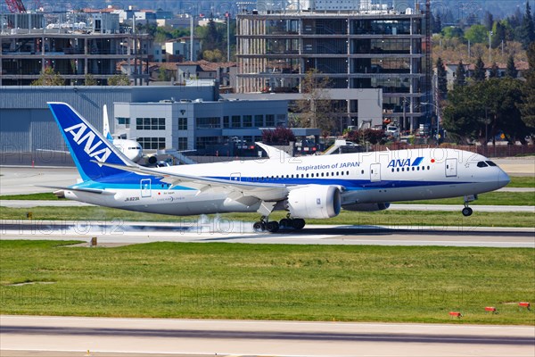A Boeing 787-8 Dreamliner aircraft of ANA All Nippon Airways with registration number JA823A lands at San Jose airport