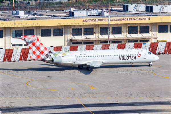 A Volotea Boeing 717-200 with registration EI-EWJ at Skiathos Airport