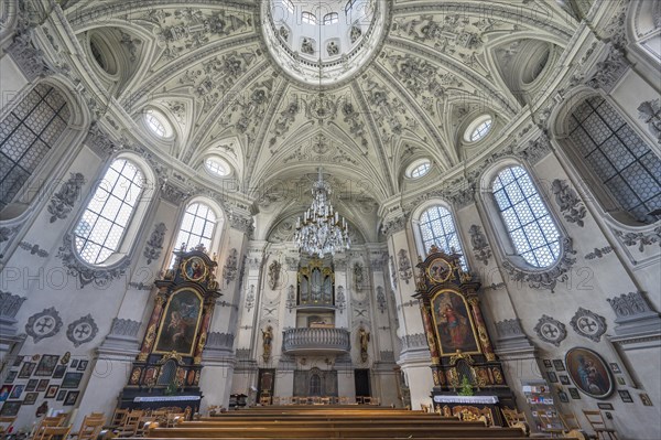 Organ gallery and ceiling stucco with apostle tower