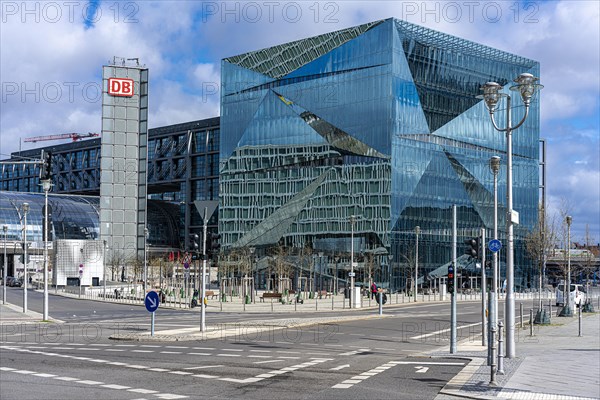 The innovative office building The Cube at Washingtonplatz