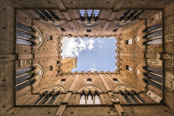 Courtyard and Torre del Mangia