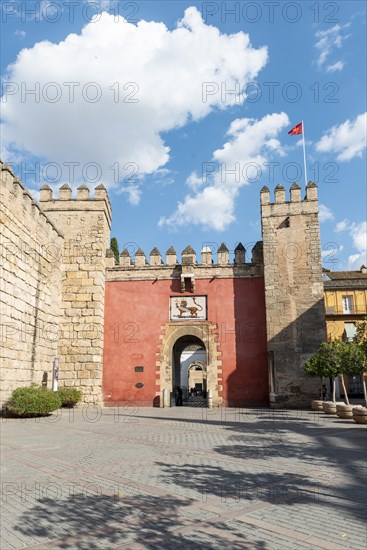 Puerta del Leon