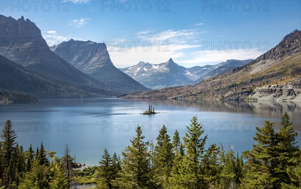 View over Saint Mary Lake with Wild Goose Island