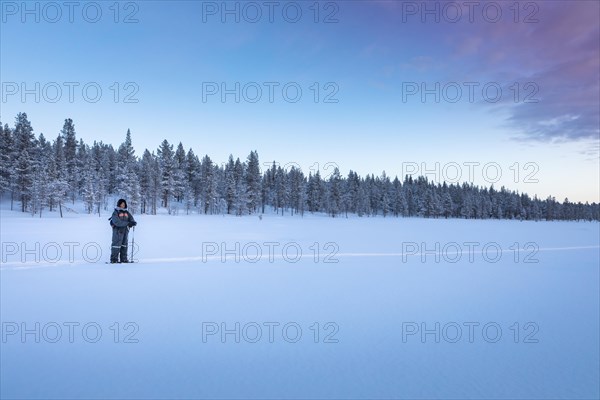 Snowshoe hiker