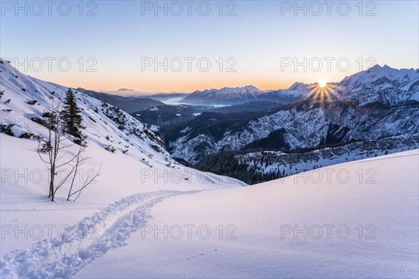 Way to the Alpspitze