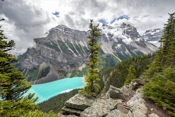 View of turquoise glacial Lake Louise