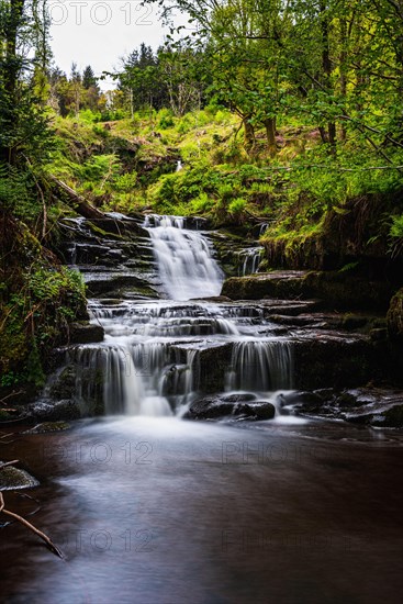 Little waterfall on the way to Blaen y Glyn Isaf Waterfall