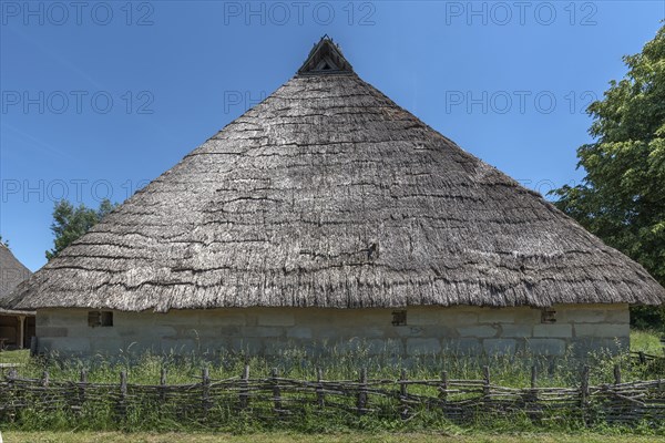 Swedish house with thatched roof built in 1554