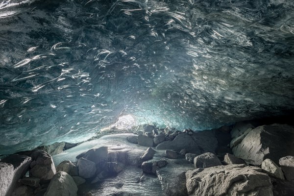 Glacier cave