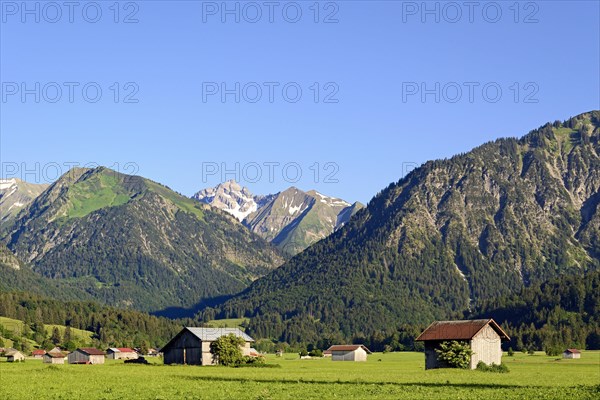 View from the Lorettowiesen to the mountains Kegelkopf 1959 m and Himmelschrofen 1759 m