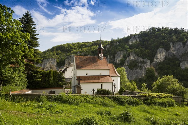 St. George's Chapel and Raven Rock