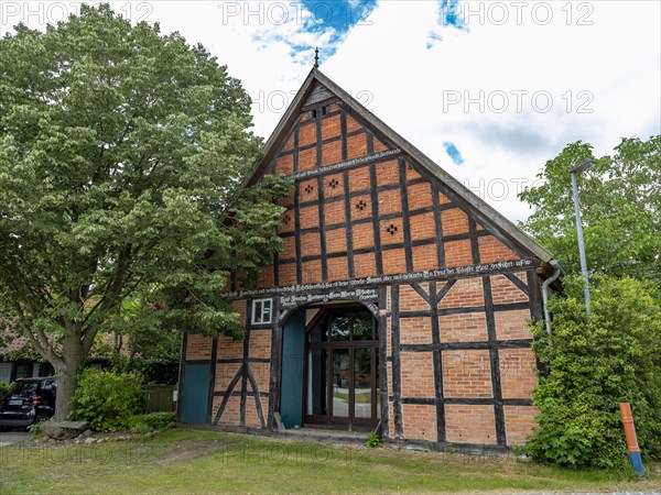 Half-timbered house in the Rundlingsdorf Guehlitz. The village is one of the 19 Rundling villages that have applied to become a UNESCO World Heritage Site. Guehlitz