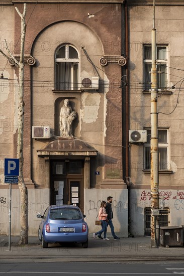 Building with an Art Nouveau facade