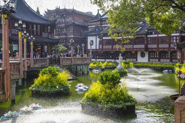 Yuyuan Bazaar and Garden