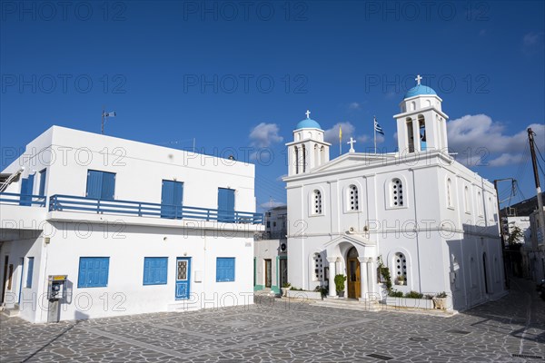 Blue and White Greek Orthodox Church Church Î™ÎµÏÏŒÏ‚ ÎÎ±ÏŒÏ‚ Î–Ï‰Î¿Î´ÏŒÏ‡Î¿Ï… Î Î·Î³Î®Ï‚