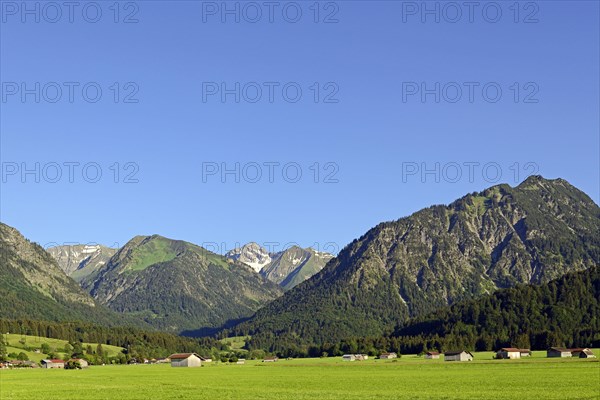 View from the Lorettowiesen to the mountains Kegelkopf 1959 m and Himmelschrofen 1759 m