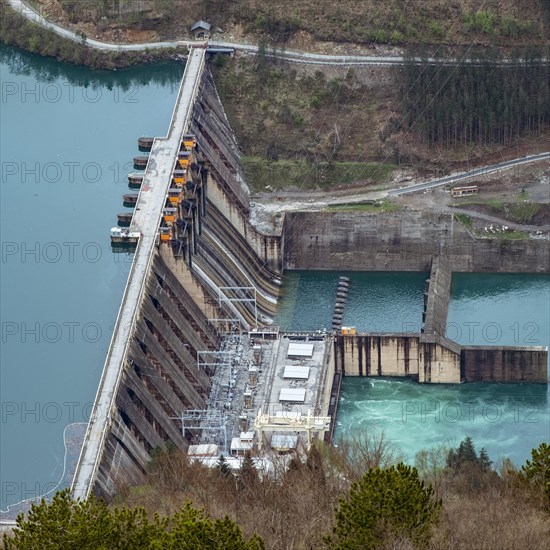 Peruako jezero reservoir dam